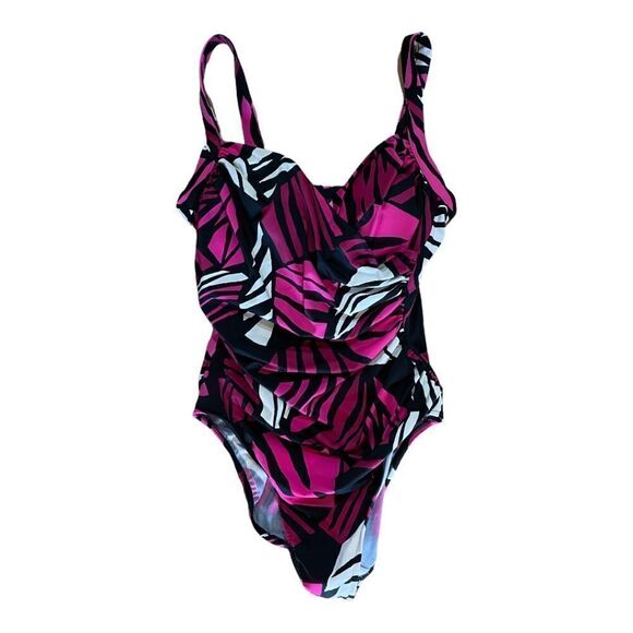 Figure Flattering Swimsuit by Penbrooke, Size 16 - Picture 7 of 7